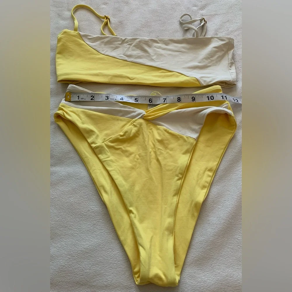 NWOT L*Space Ari Top Nancy Lee Bottom Bitsy Medium/Large Yellow White Colorblock